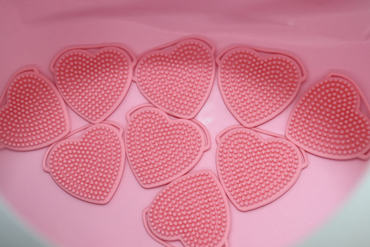 Heart shaped silicon face scrubber